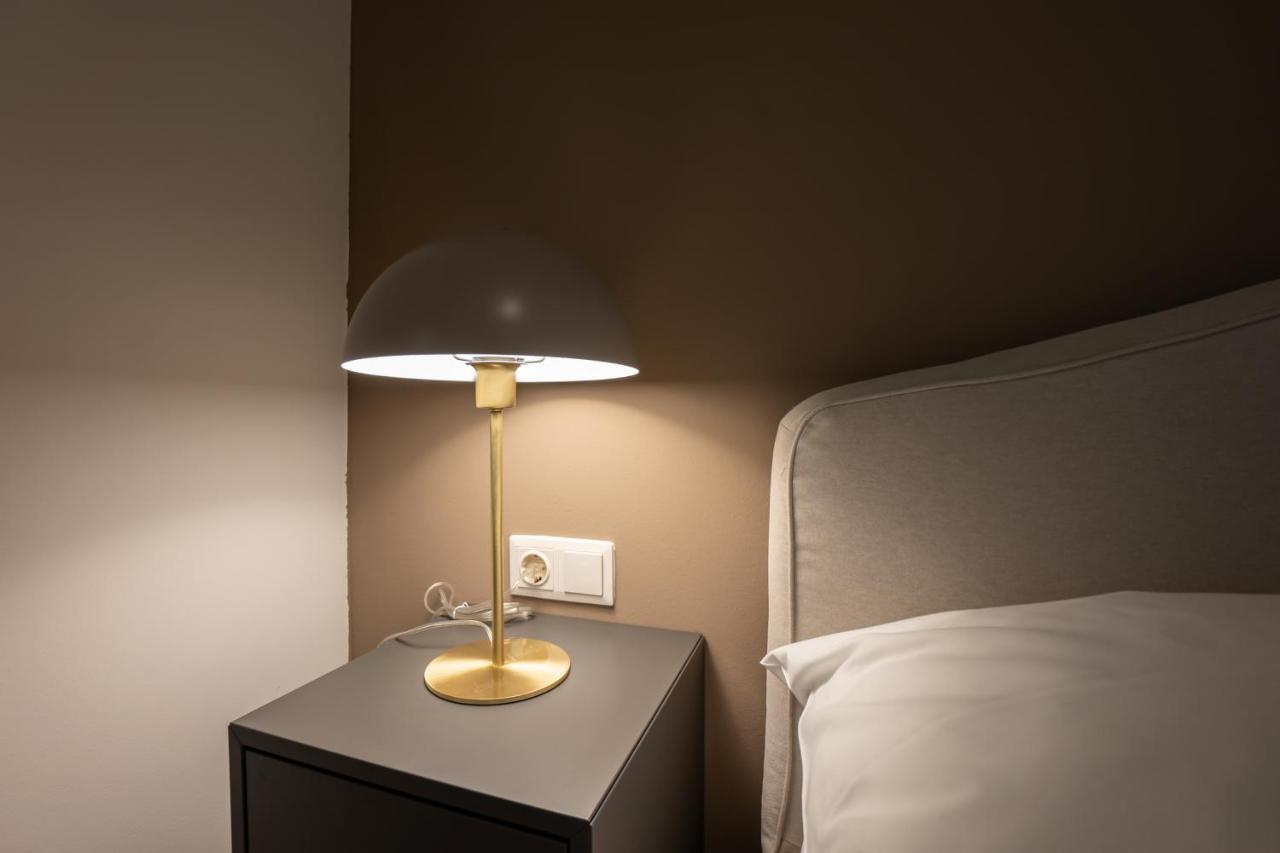 וינה Stylish Apartment With Dedicated Working Space And Super King-Size Bed Located Between City Centre And Donau River מראה חיצוני תמונה